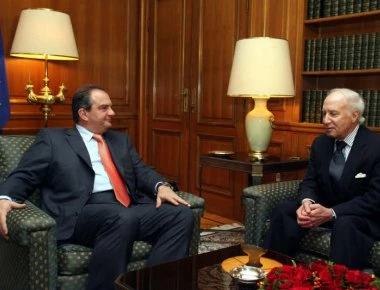 Μάθιου Νίμιτς: Ο Αμερικανός διπλωμάτης που διαπραγματεύεται το Σκοπιανό από το 1994 (φωτό)